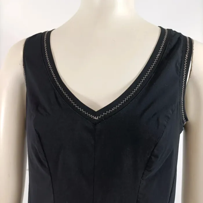 Petite robe noire tendance pour l'été - Bai Amour 36/38 estimé A109 - photo numéro 6