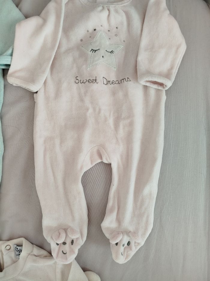 Lot pyjama velours - photo numéro 2