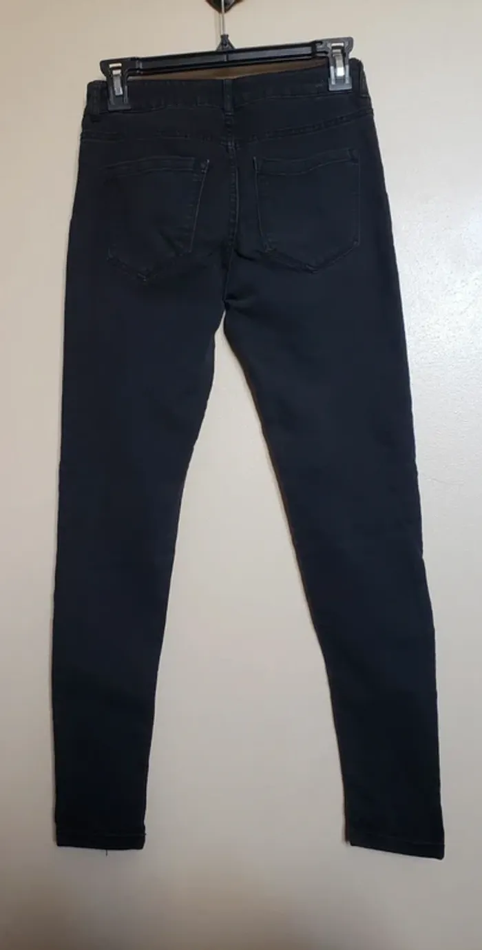 Jean Slim noir Jennyfer taille 36 - photo numéro 2
