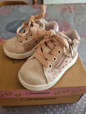 Chaussure bébé fille 👧 18