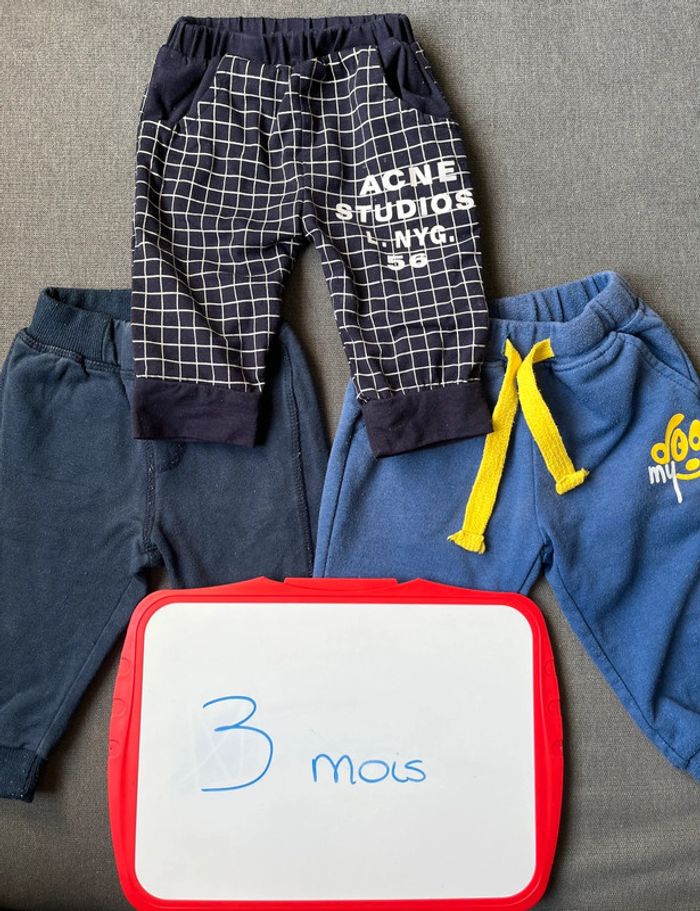Lot de 3 joggings taille 3 mois