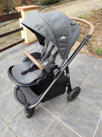 Poussette Joie Versatrax Excellent État