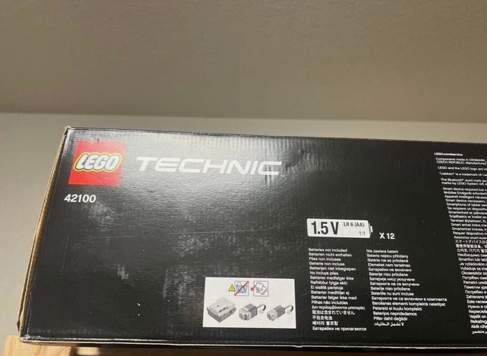 Lego Technic 42100 Neuf Jamais déballer - photo numéro 3