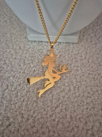 Collier sorcière doré