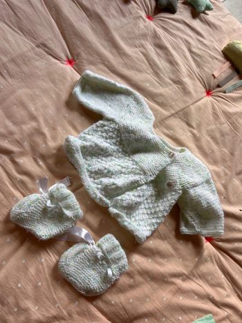 Gilet et chausson de naissance