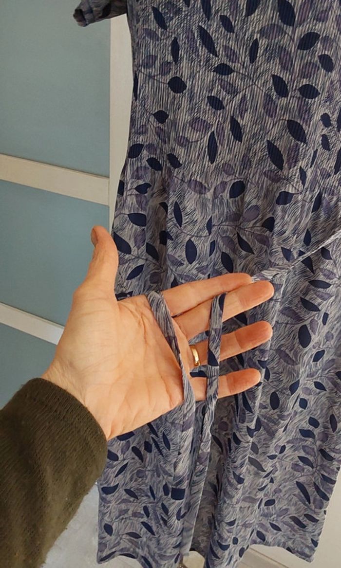 Robe fluide imprimée dans les tons de violet,lila et parme. T 42 - photo numéro 6