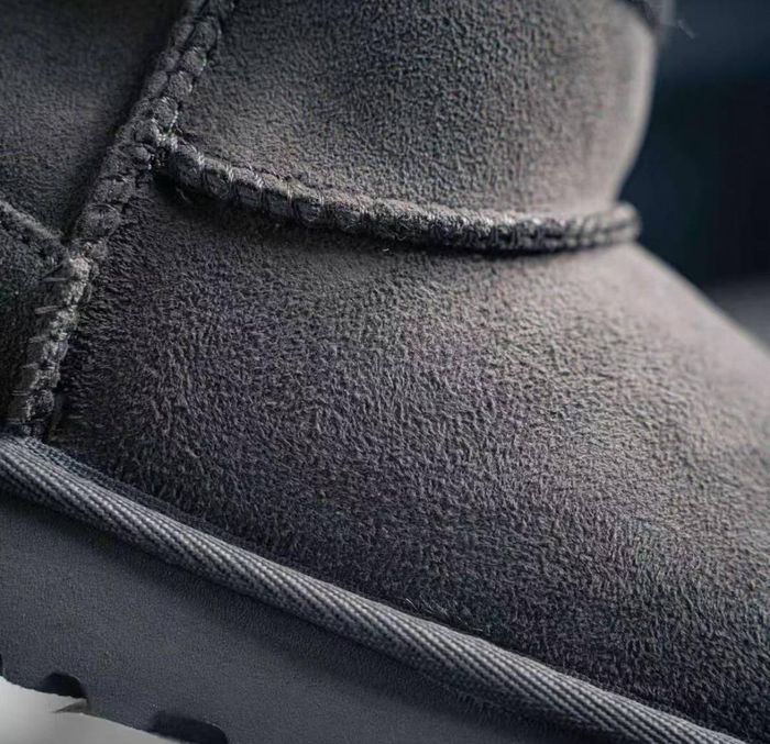Bottes Ugg Mini taille 36 - photo numéro 6