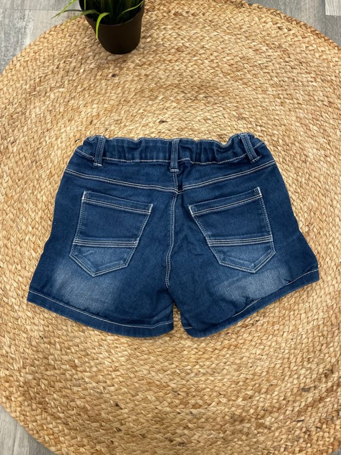 Short fille taille 146/152cm - photo numéro 4