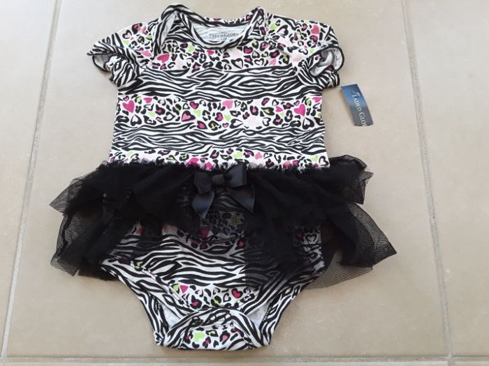Body jupette en tulle rayé "zèbre" noir blanc 6-9 mois NEUF