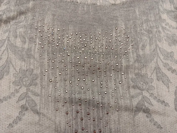 Haut mona taille 44 avec brillant - photo numéro 3