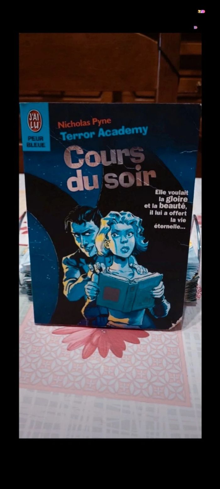 Livre Terror academy cours du soir