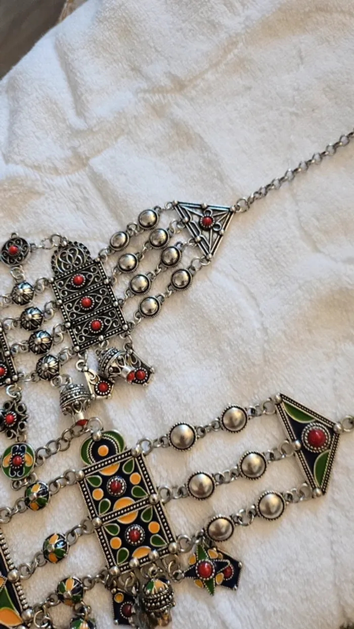 Bijoux frontal - photo numéro 2