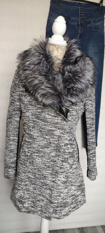 Manteau col fausse fourrure