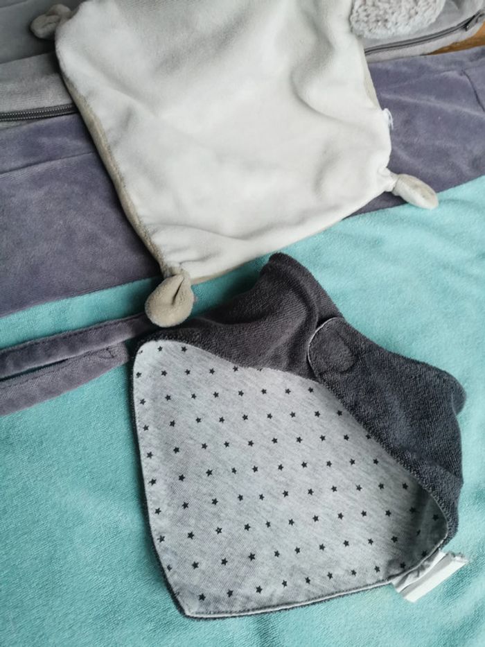 Gigoteuse bébé et autres accessoires, le lot de 4 articles - photo numéro 5