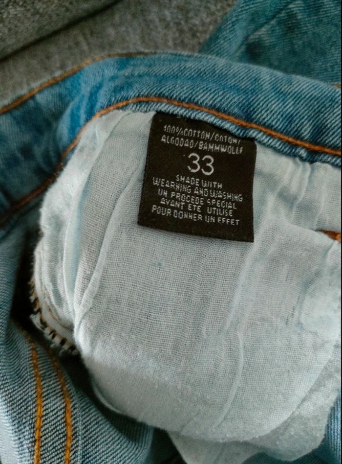 Jean à trous jambes larges Zara 42/43 - photo numéro 3