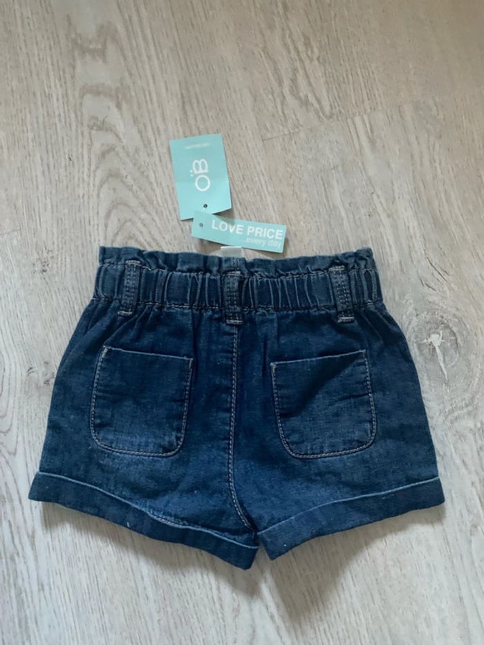 Short en jean, marque Obaibi taille 12 mois neuf - photo numéro 3
