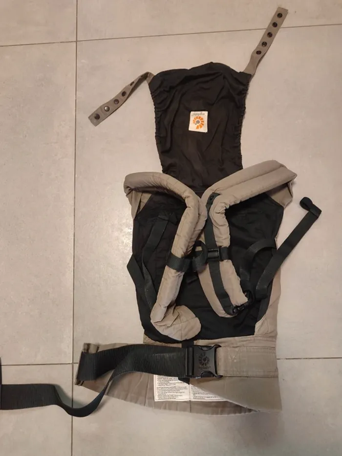 Porte bebe souple ergonaby original avec réducteur nouveau né - photo numéro 2