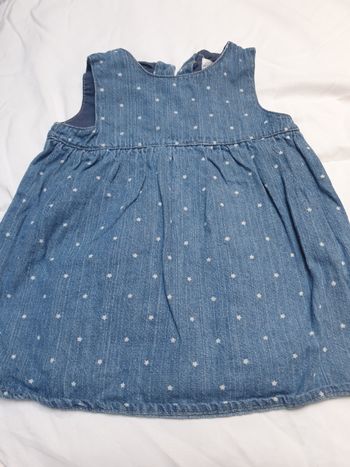 Robe 👗 3 mois très bon état