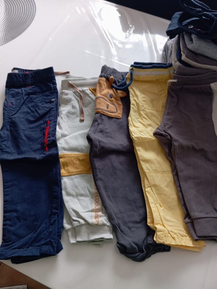 Lot vêtements garçon 2ans - photo numéro 2