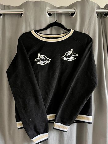 Sweat-shirt noir et brodé oiseaux taille S