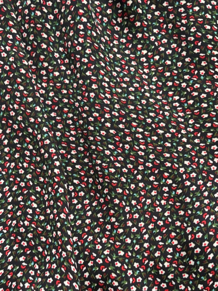 Jupe Naf Naf motifs fleurs - photo numéro 3
