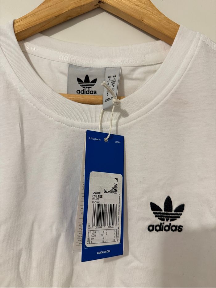 T-shirt Adidas blanc - Taille S - Neuf avec étiquette - photo numéro 5