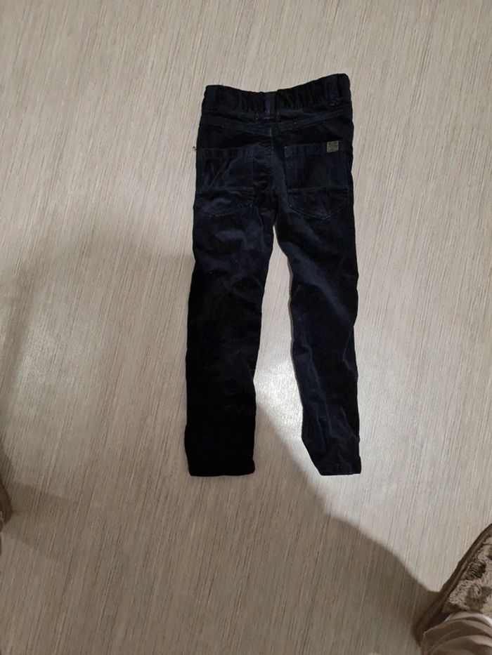 Pantalon velours noir orchestra 4 ans très bon etat - photo numéro 3