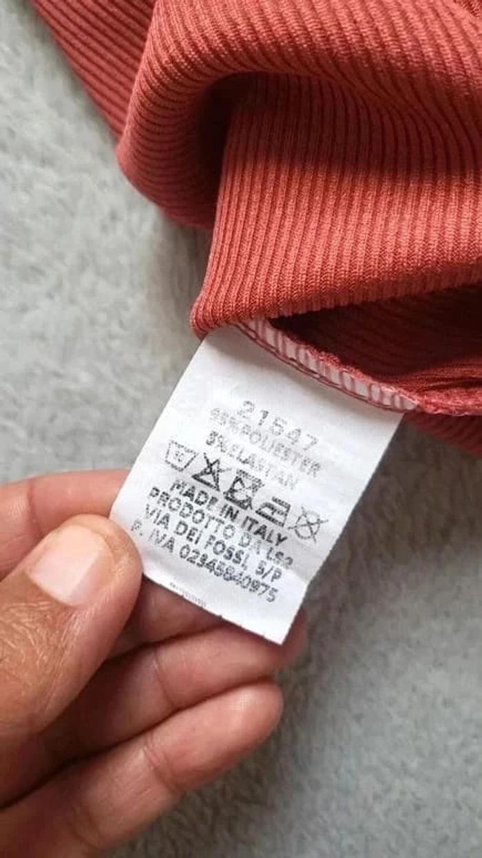 Robe moulante corail - photo numéro 4