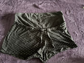 Short de pyjama grossesse taille 46-48 KIABI