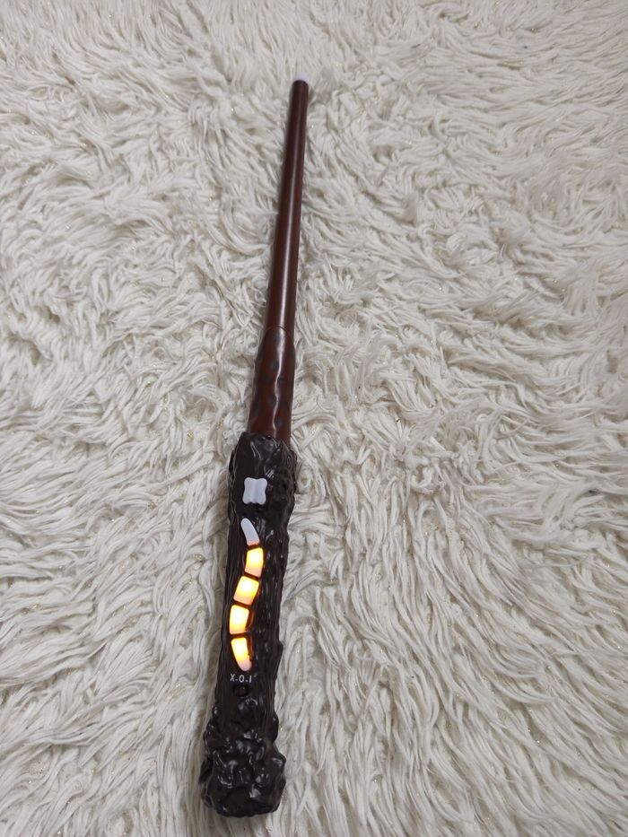 Baguette son lumière électronique Harry Potter