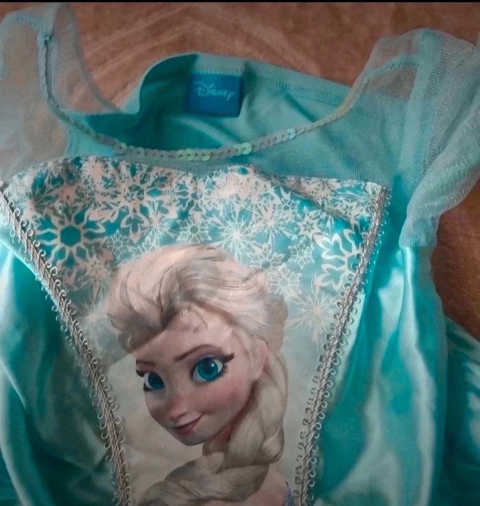 Robe reine des neiges 5/6 ans - photo numéro 3