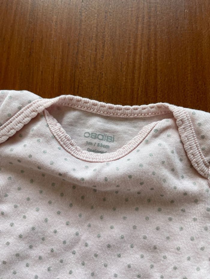 Lot de 2 bodies neufs Obaïbi taille 1 mois. - photo numéro 6