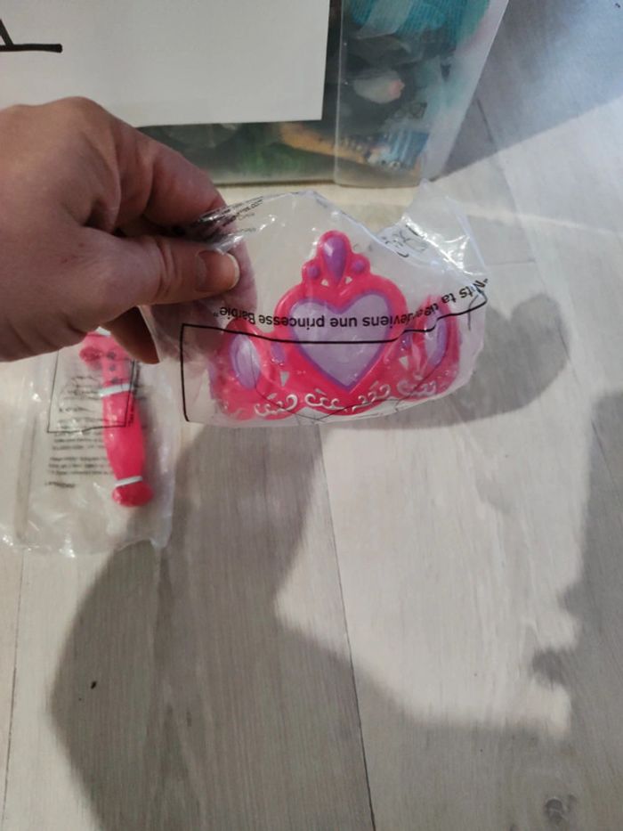 Figurine McDonald's barbie. - photo numéro 4