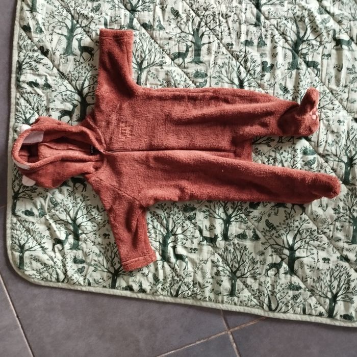 Lot combinaison et pyjamas en 3 mois - photo numéro 6
