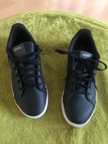 Chaussures Adidas