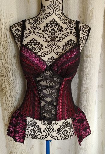 Bustier lingerie noir et rose 90B marque sexkiss