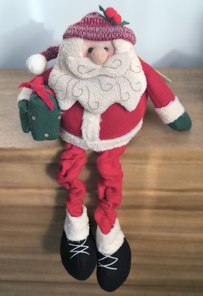 Père Noël en peluche