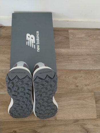 Chaussure New Balance.