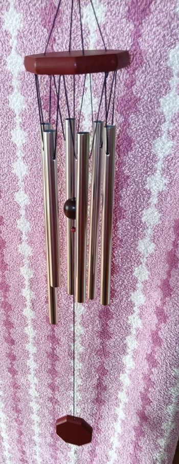 Carillon a vent marron et argenté