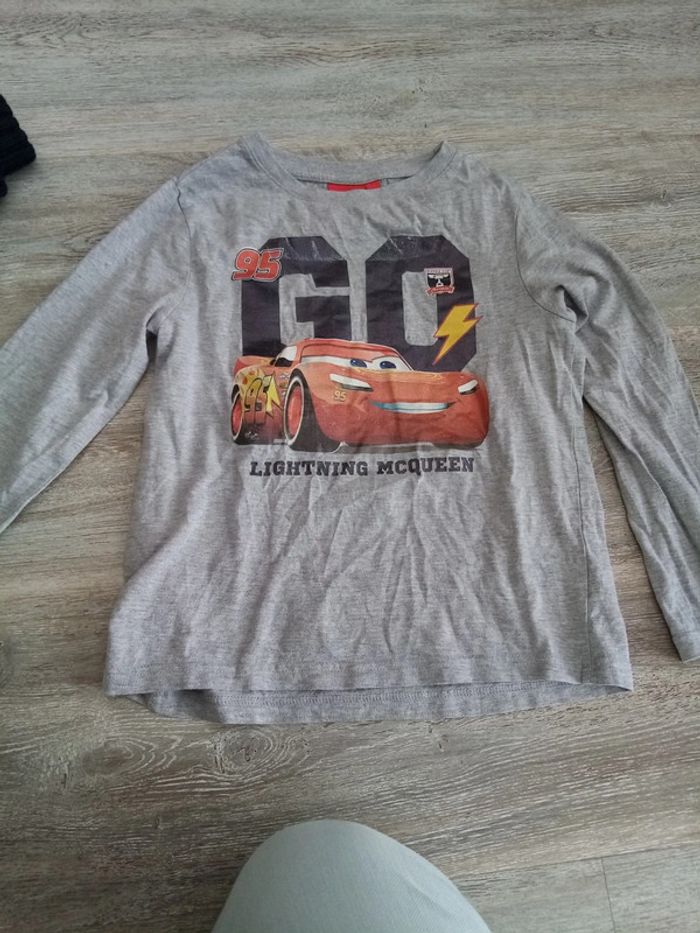 Tee shirt manche longue cars 8A