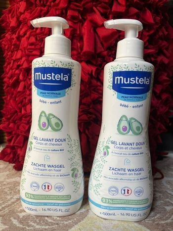 Lot de deux mustela gel lavant(bebe-enfant)