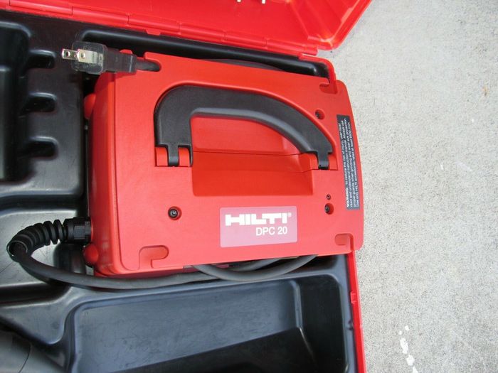 Ponceuse à béton DG 150 Hilti, à 500€ - photo numéro 3
