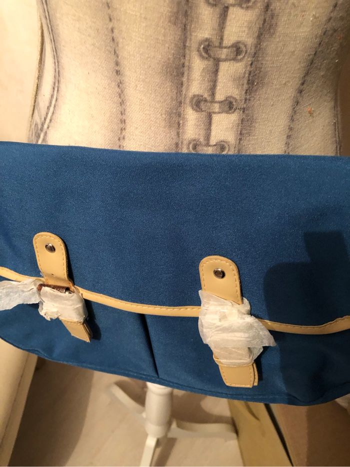 Besace neuve en toile bleu - photo numéro 2