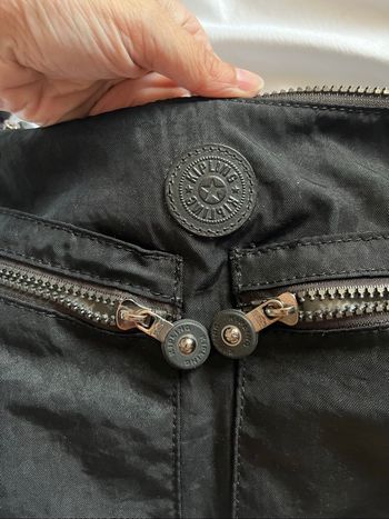 Sac noir femme bandoulière kipling