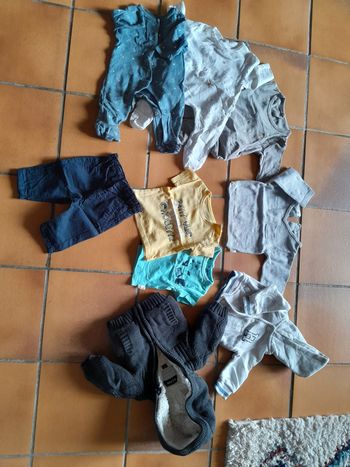 Lot de vêtements garçon 1 mois