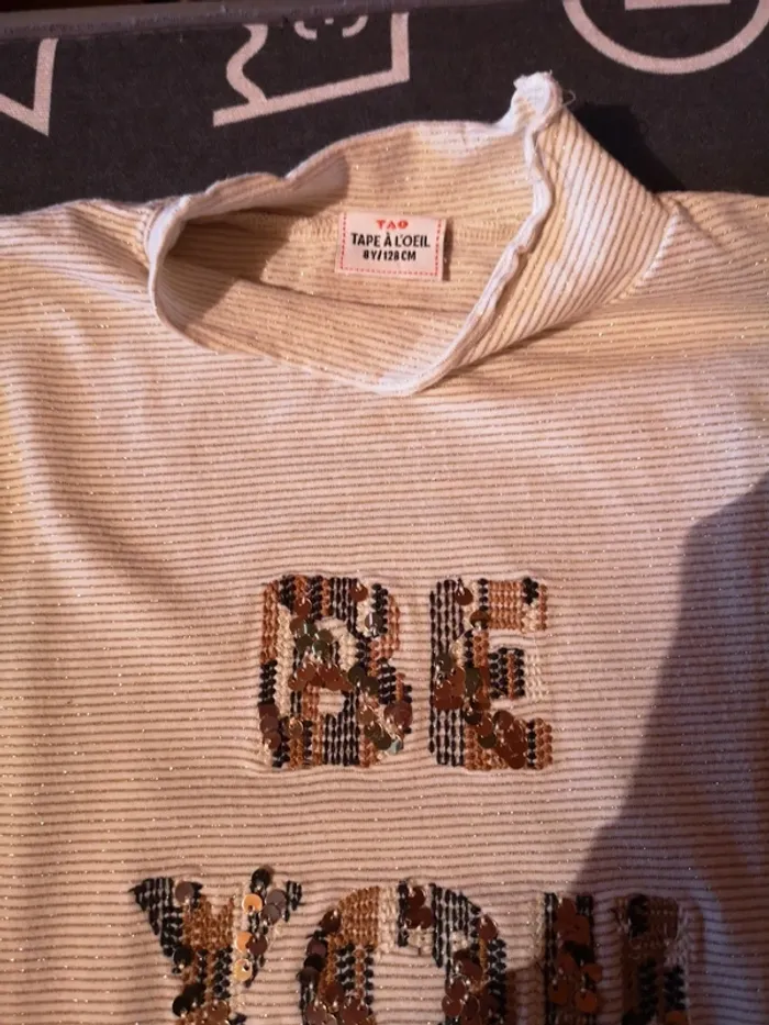 Lot 5 t shirts /blouse 8 ans - photo numéro 10