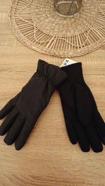 Gant neuf  taille S/M