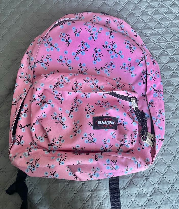 Sac eastpak rose à fleurs