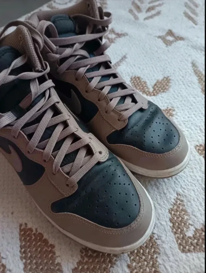 Baskets Dunk high moon fossil Nike - photo numéro 4