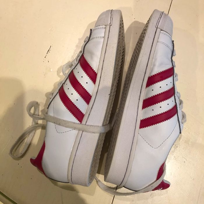 Baskets Adidas femme taille 38 superstar. - photo numéro 16